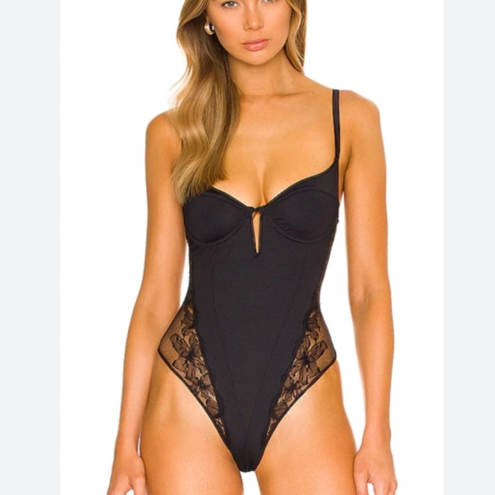 Fleur du Mal Cotton and Lace Bodysuit